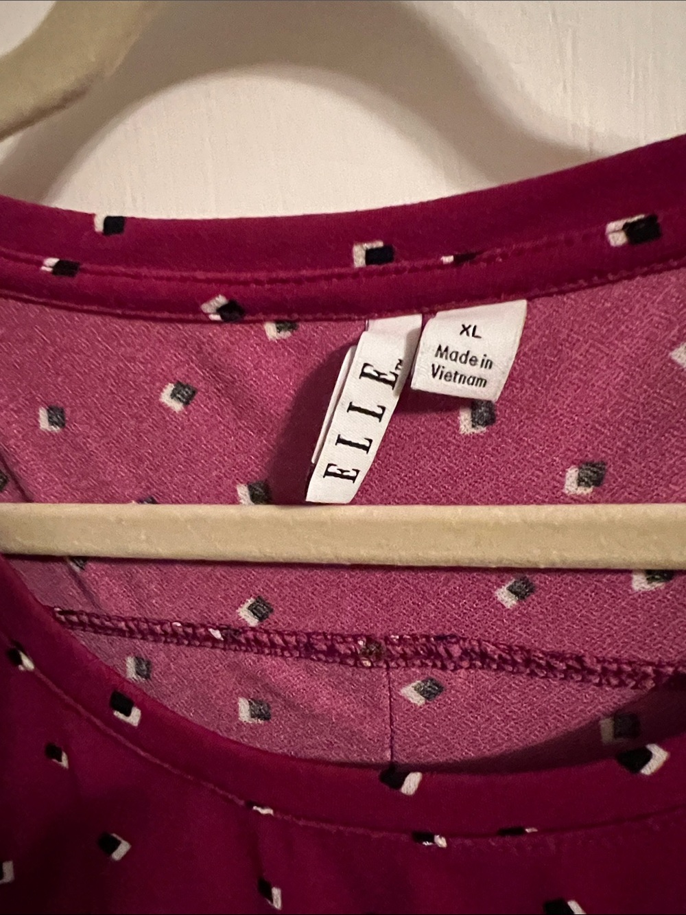 Elle Magenta Dot-Print Sleeveless Camisole - Picture 2 of 7